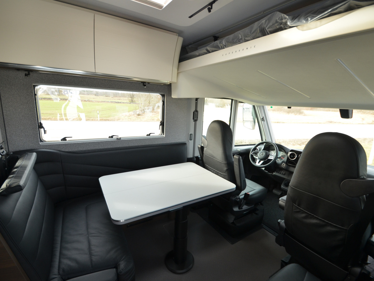 Adria Super Sonic 890 LL - MB 417 OM654 AUT. 125kW (170HP), bild 6 av 18