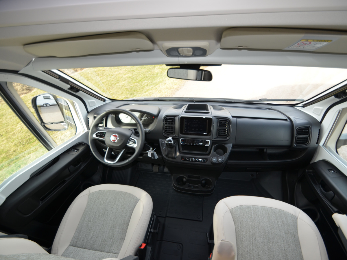Adria Matrix Supreme 670 SL - FIAT EU VI E 2,2 140HP HD 43H, bild 14 av 14