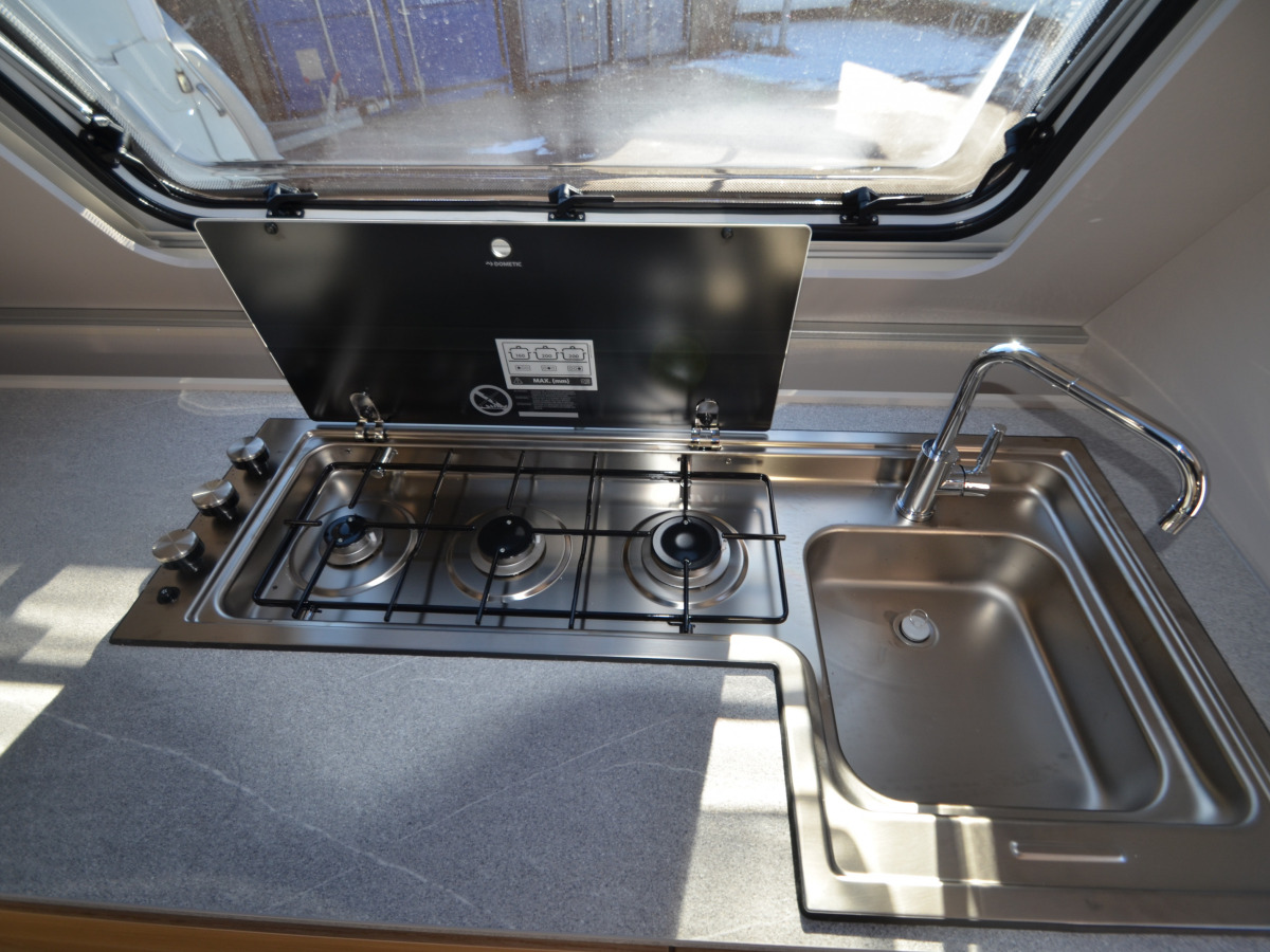 Adria ADORA 613 HT, bild 6 av 10