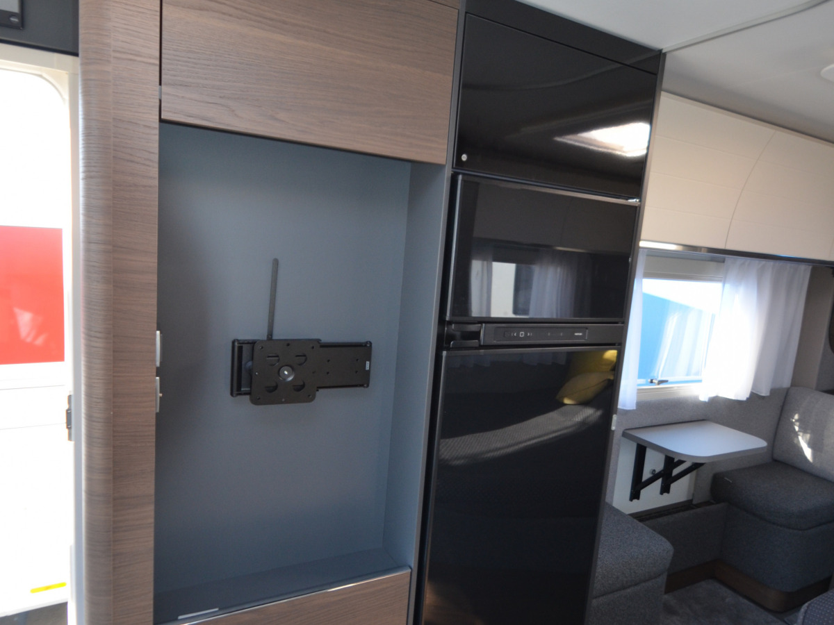 Adria ALPINA 663 UK, bild 7 av 11