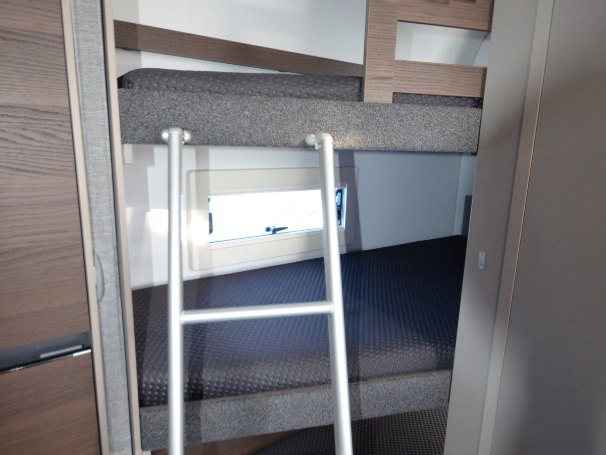 Adria ALPINA 663 UK, bild 9 av 11