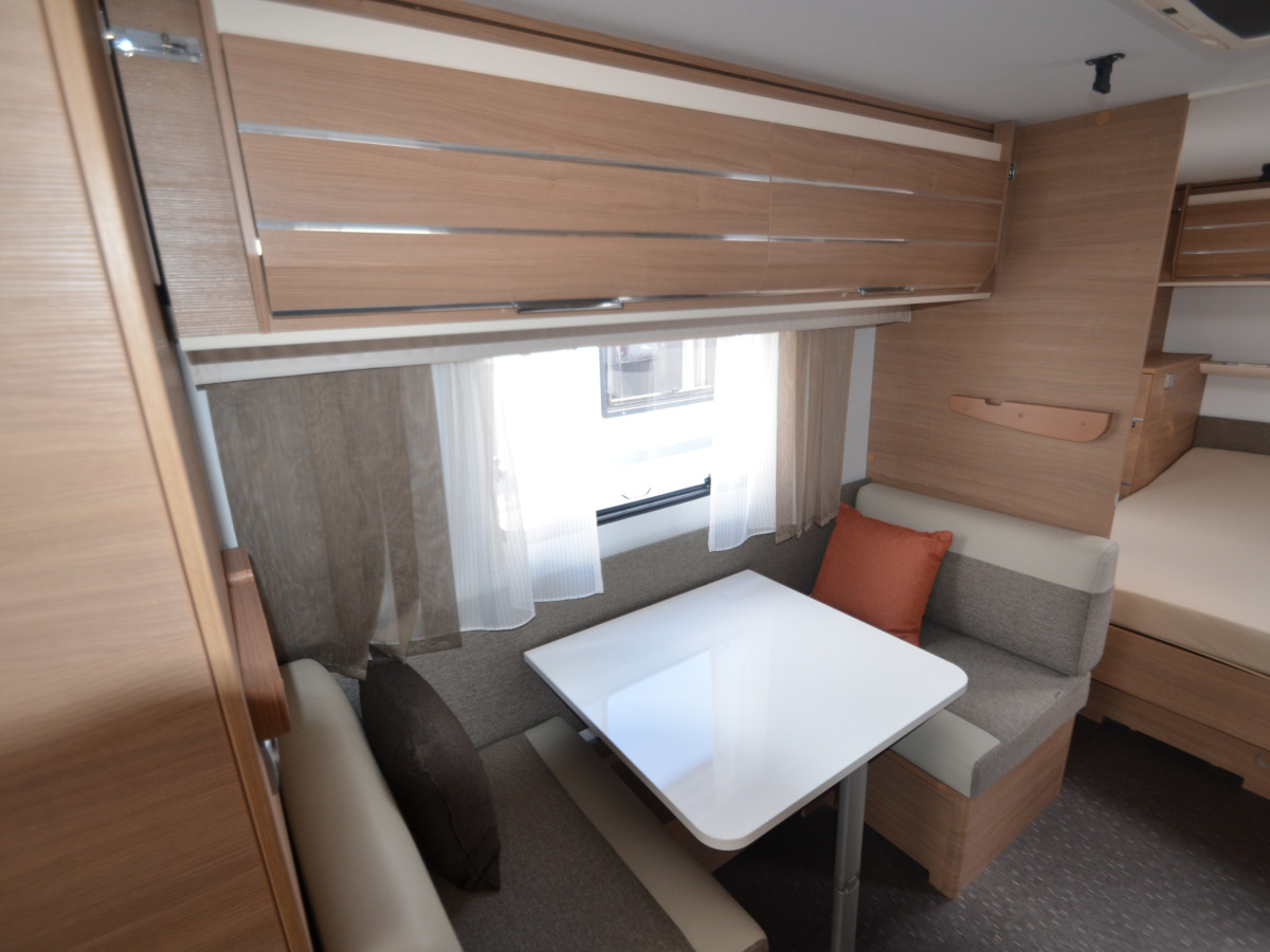 Adria ADORA 753 UC (AC Tält), bild 9 av 12