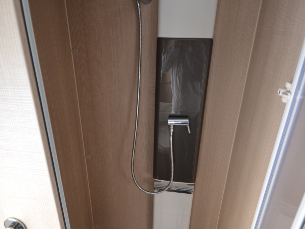 Adria ADORA 753 UC (AC Tält), bild 11 av 12