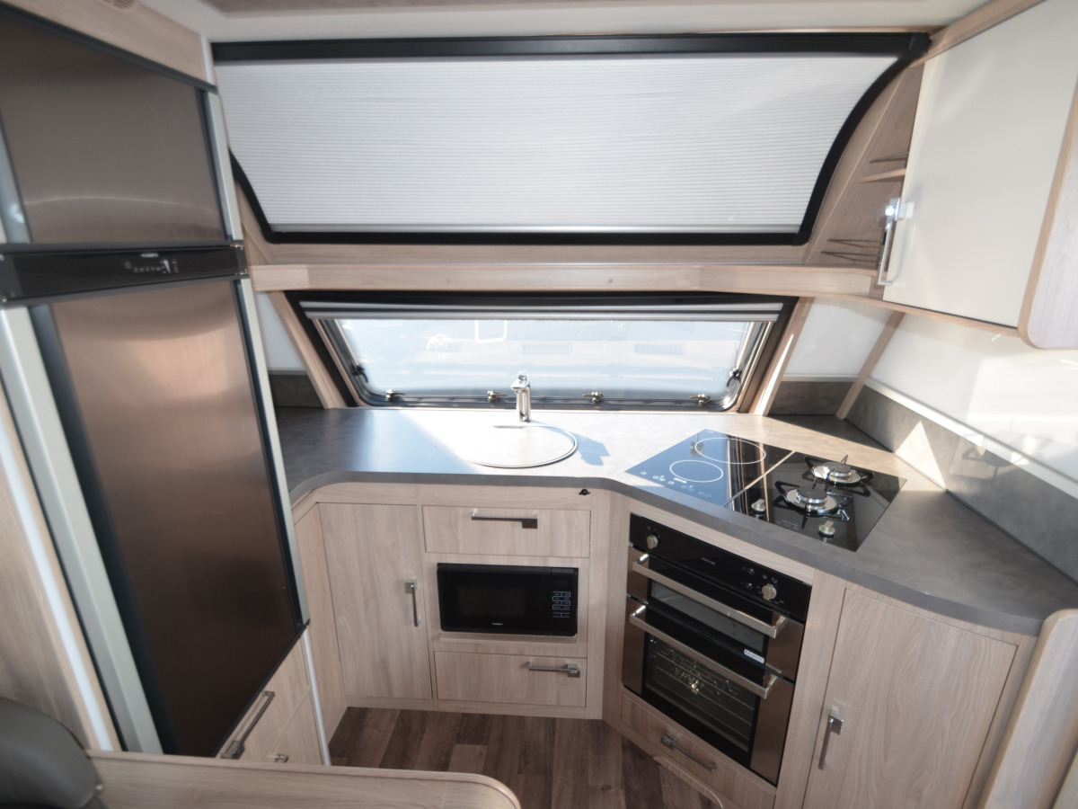 KABE IMPERIAL 600 XL FK KS (mover,ac,förtält), bild 4 av 12