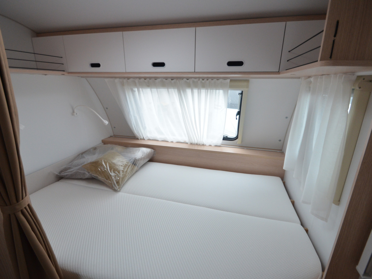 Adria Aviva 422 PY, bild 5 av 10