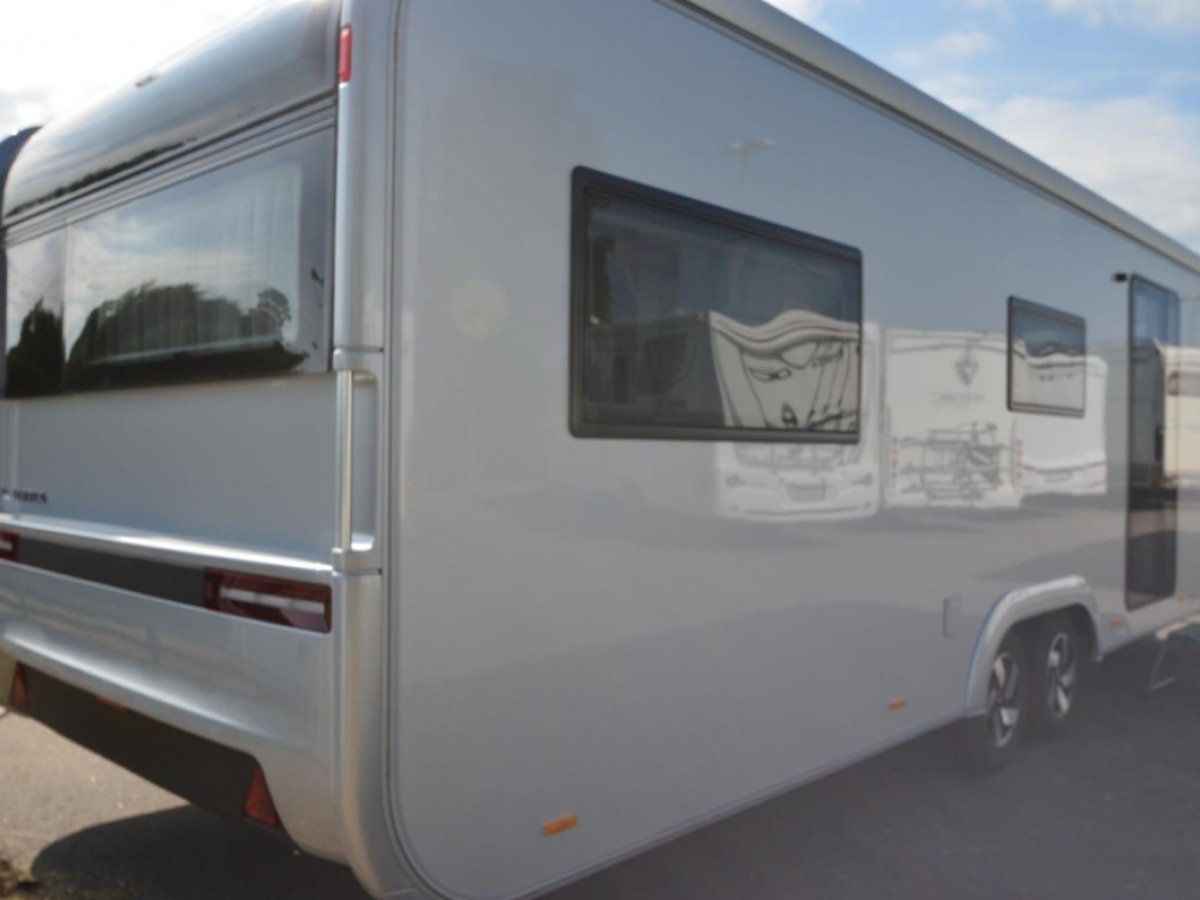 Adria Astella 644 DP, bild 2 av 23