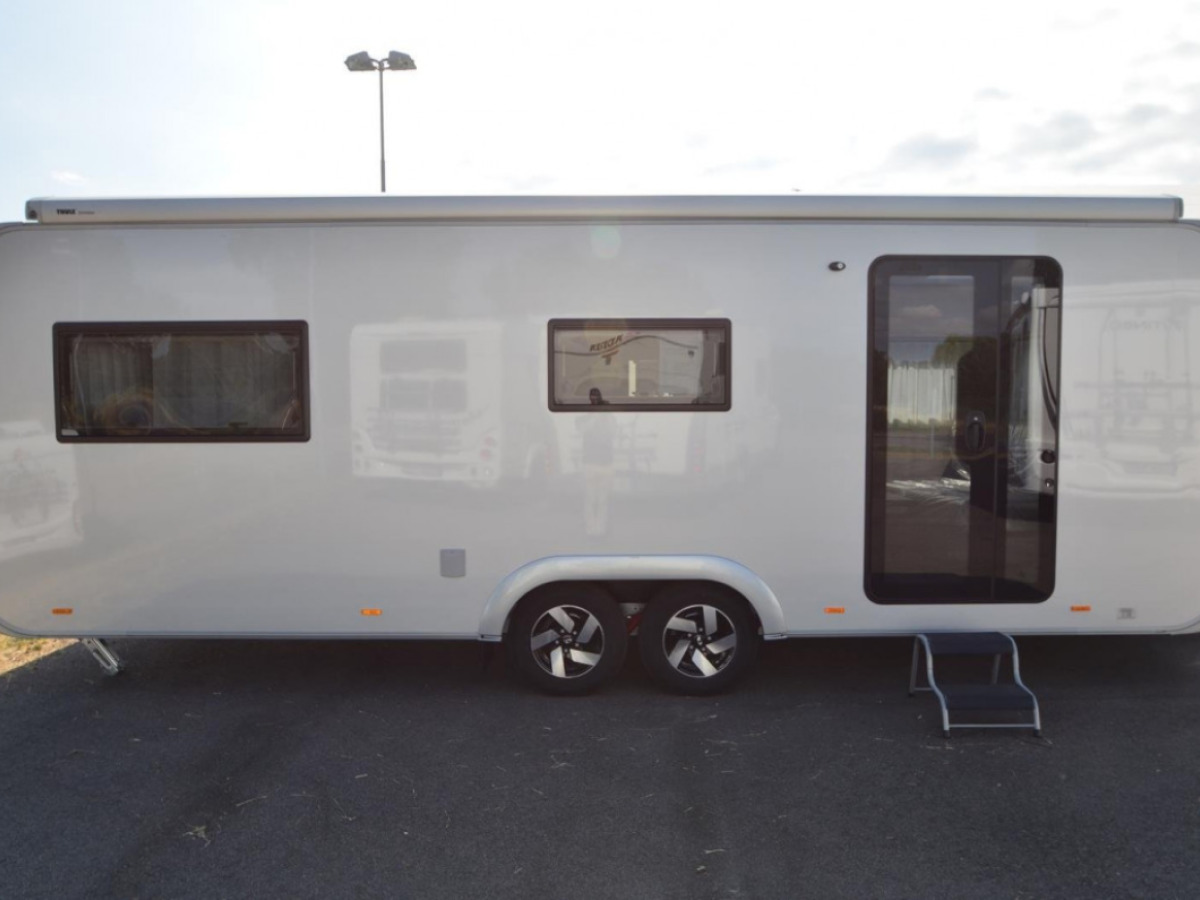 Adria Astella 644 DP, bild 3 av 23