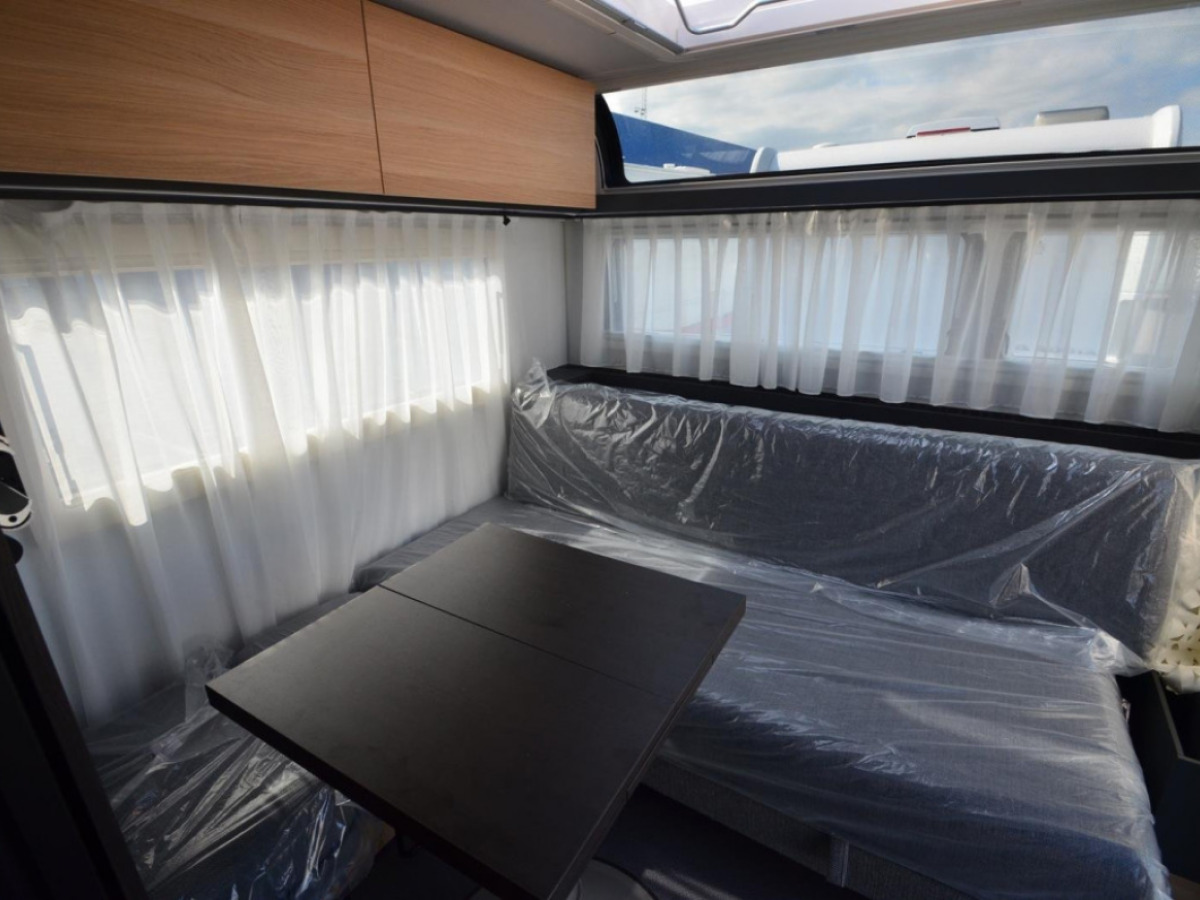 Adria Astella 644 DP, bild 6 av 23