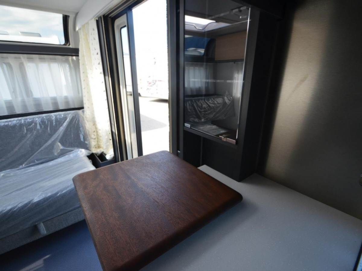 Adria Astella 644 DP, bild 12 av 23