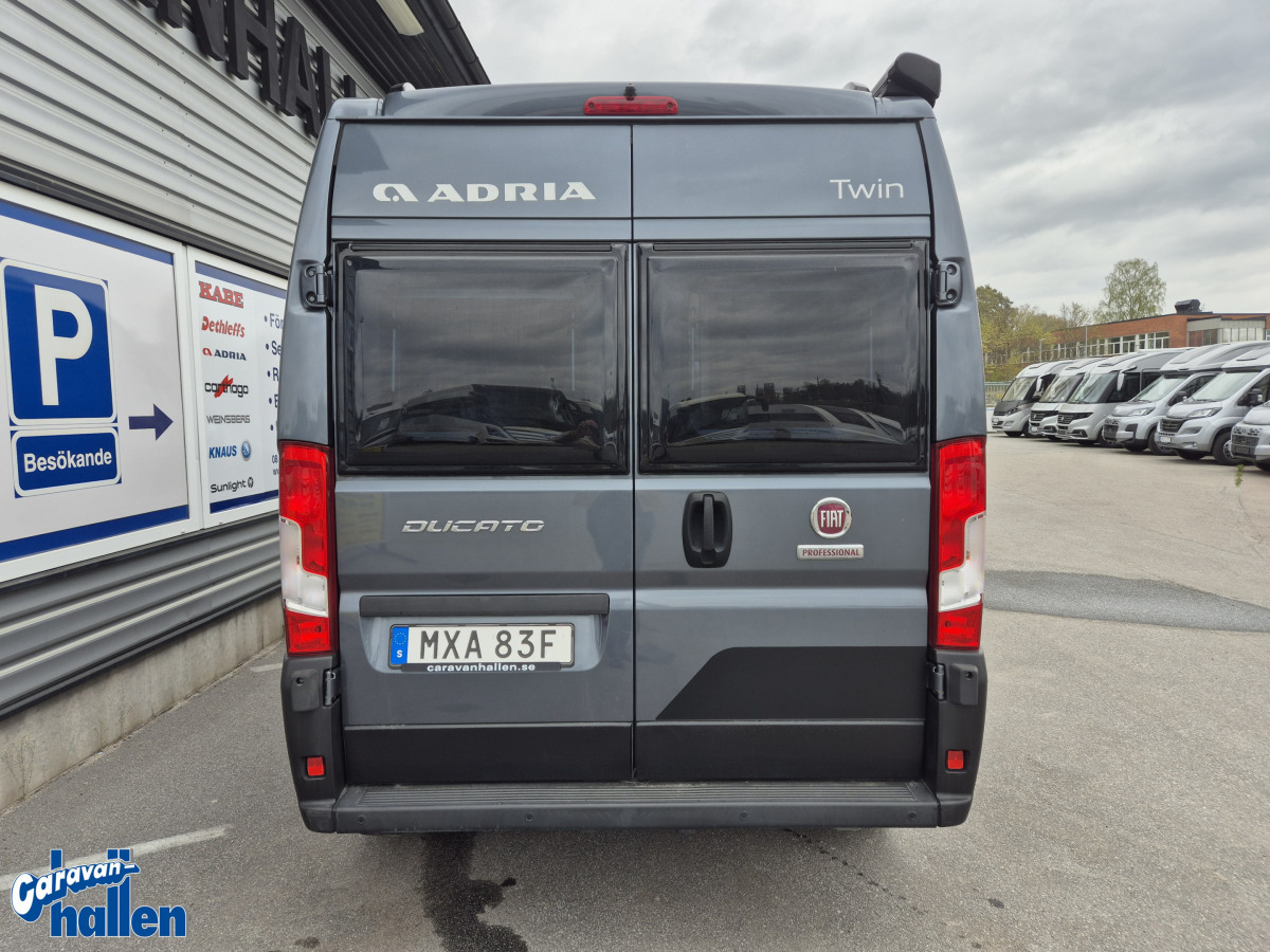 Adria Twin Supreme 600 SPB, bild 6 av 17
