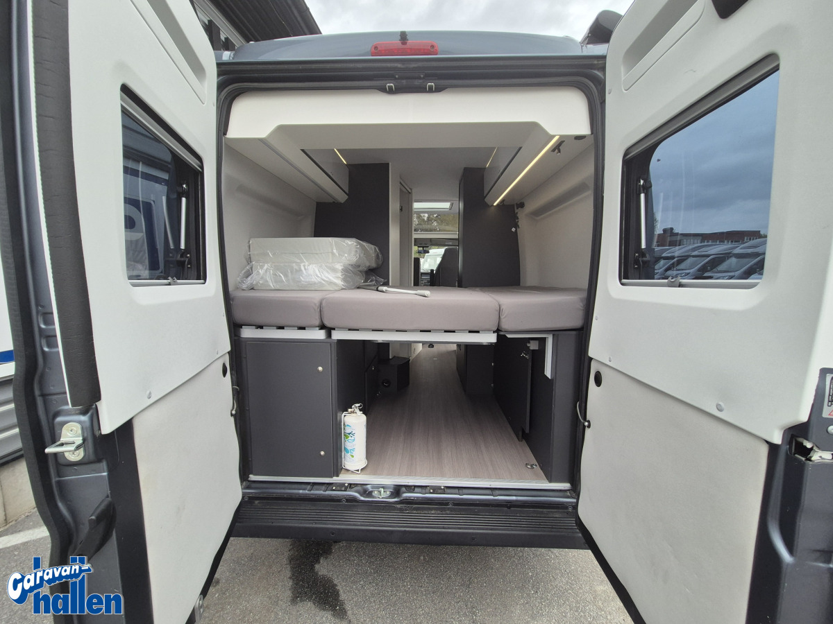 Adria Twin Supreme 600 SPB, bild 14 av 17
