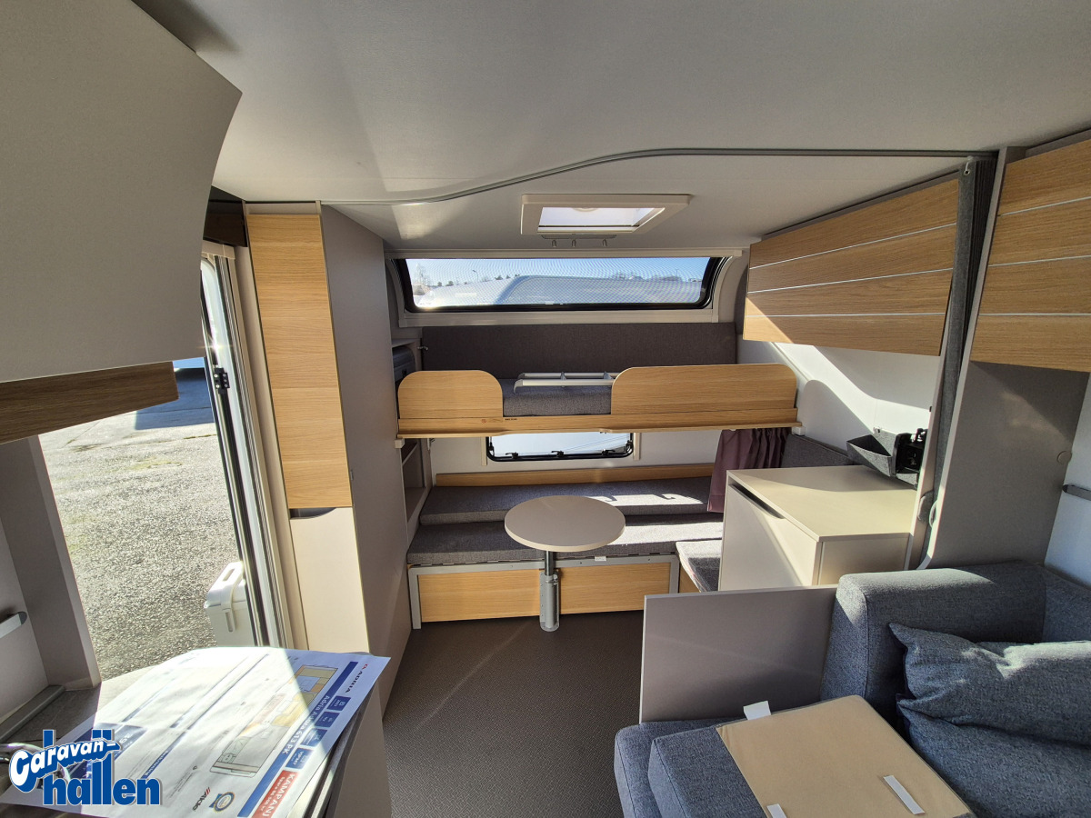 Adria Adora 613 PK (Pluspaket/AC-bodel/2års garanti), bild 16 av 17