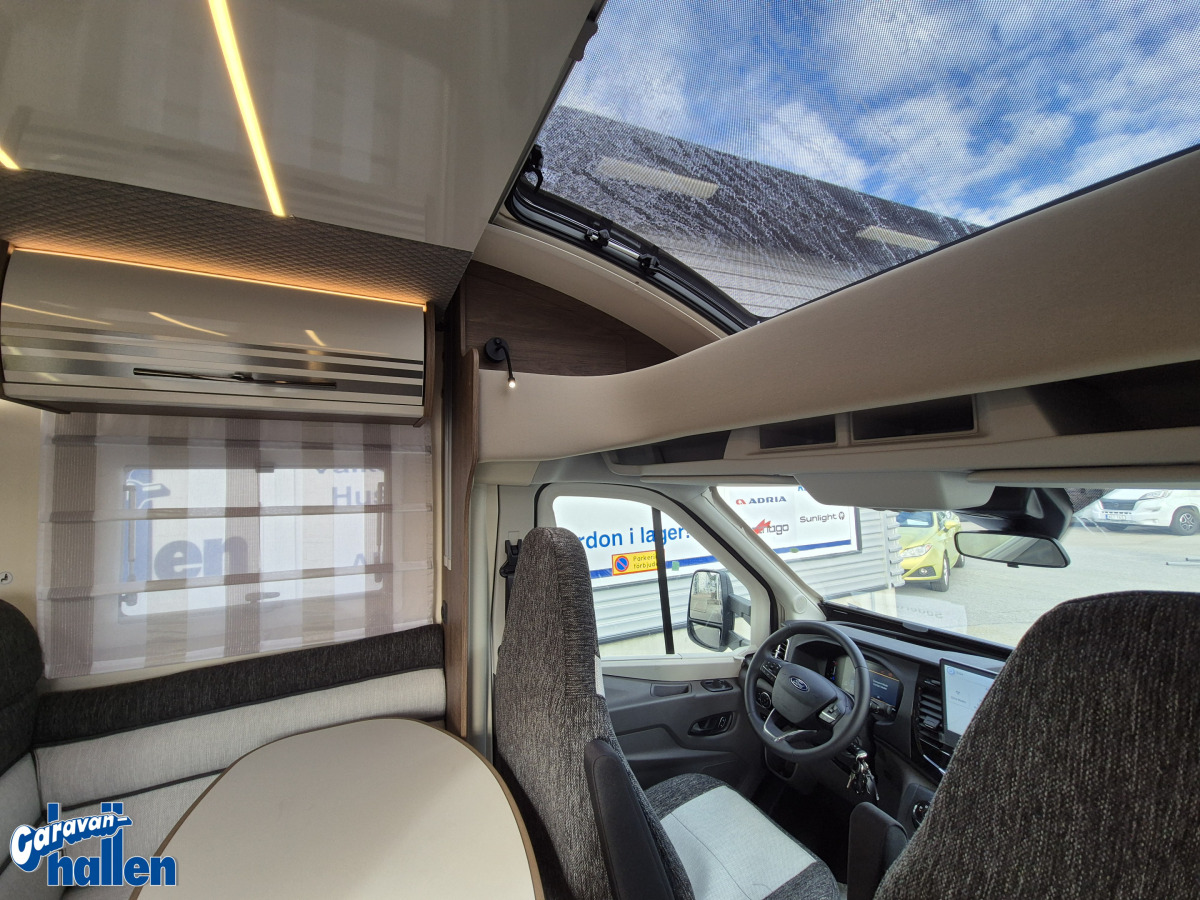 CI Magis 82 XT (Alde/låga långbäddar/Solpanel), bild 15 av 32