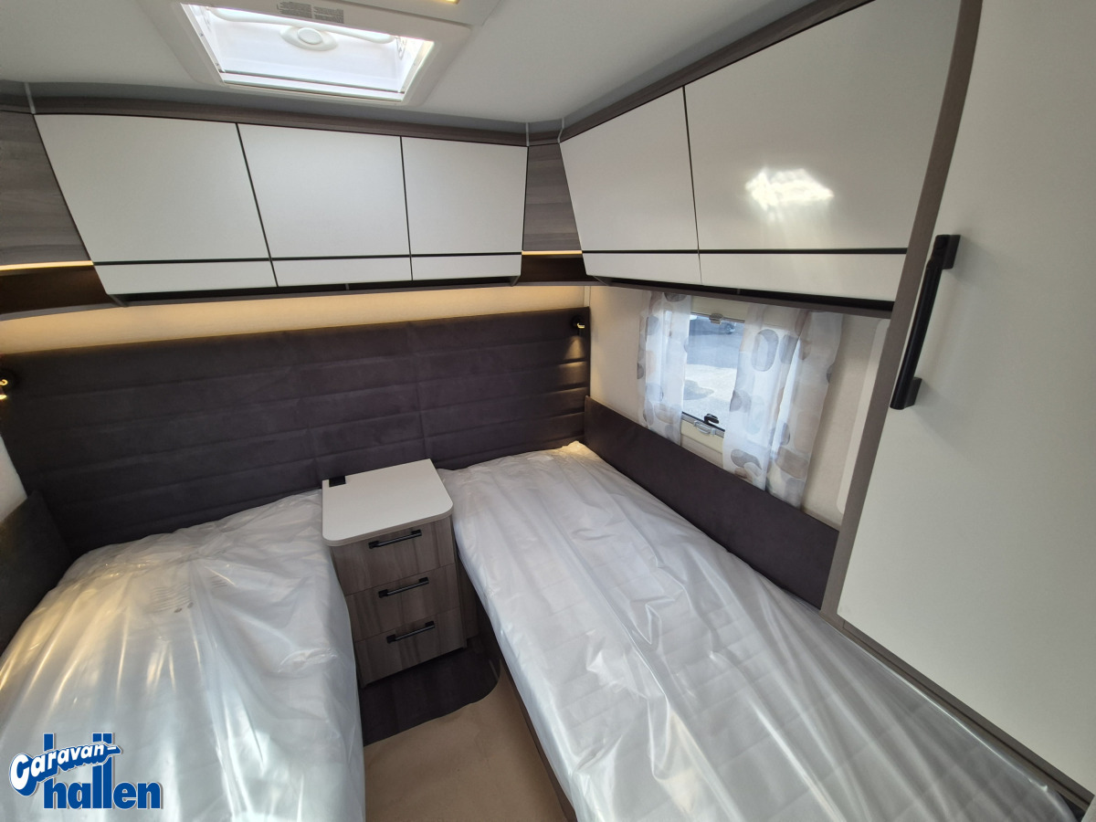 KABE ESTATE 470 GLE, bild 21 av 23
