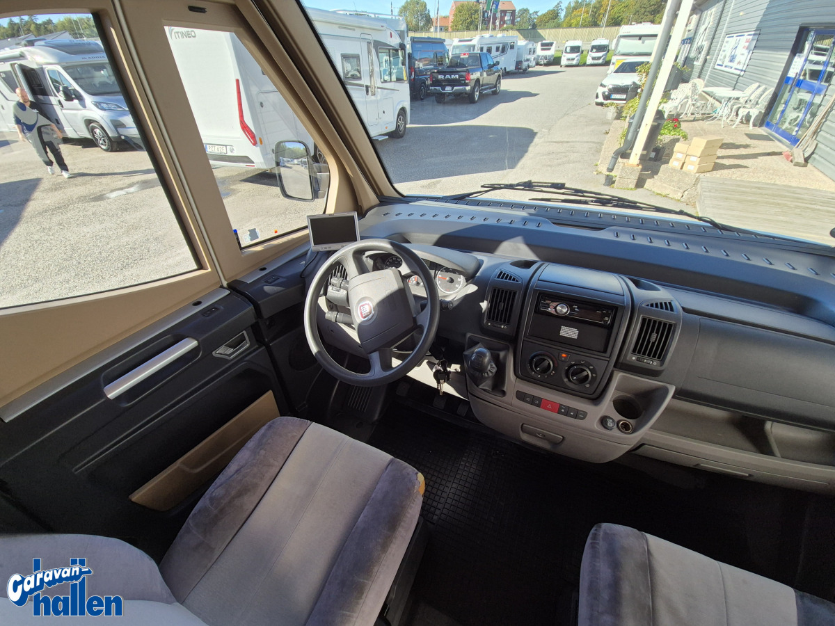 Knaus Sun Liner 700 LG, bild 13 av 32