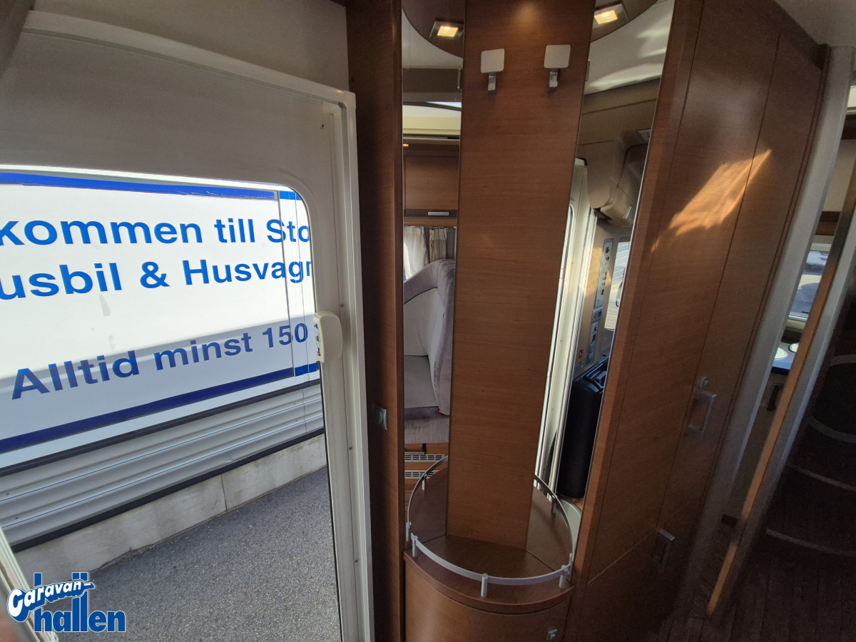 Knaus Sun Liner 700 LG, bild 18 av 32