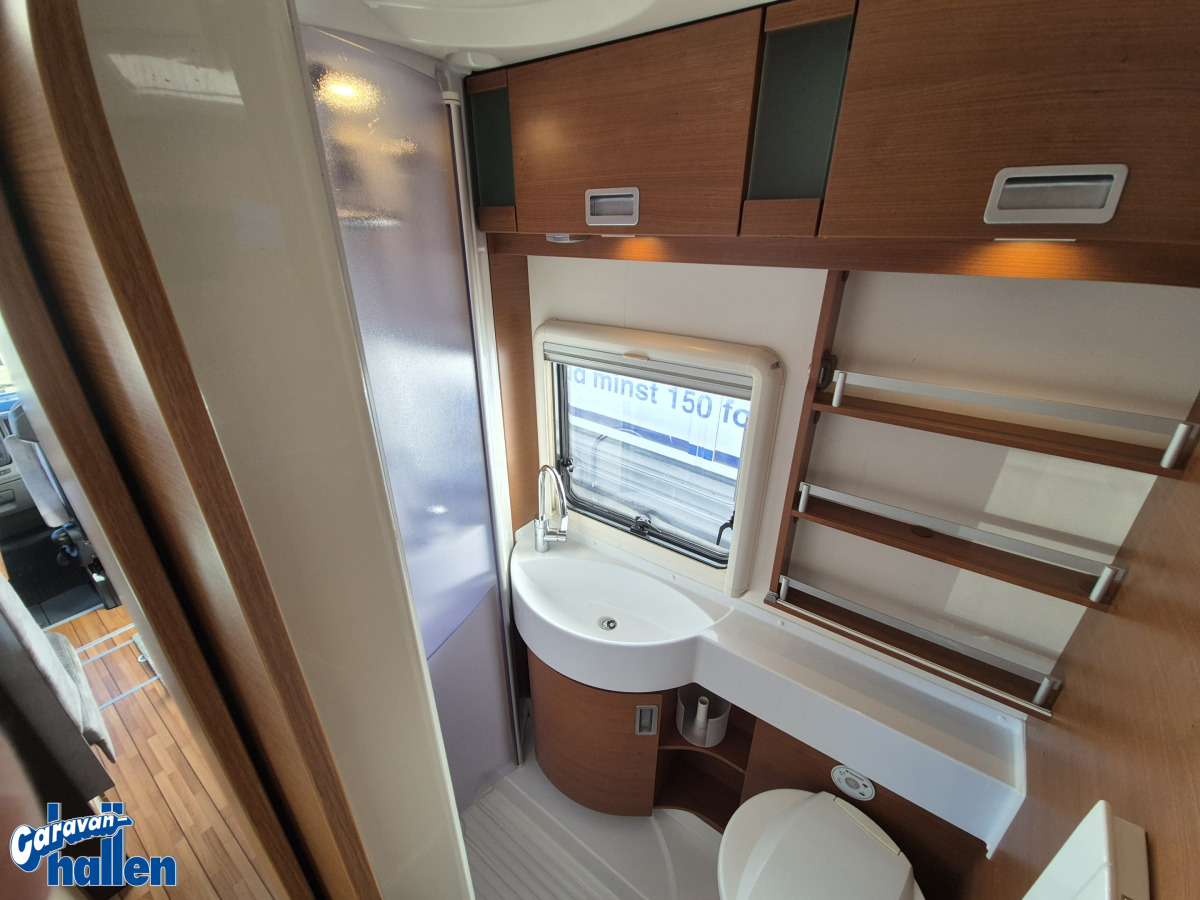 Knaus Sun Liner 700 LG, bild 25 av 32