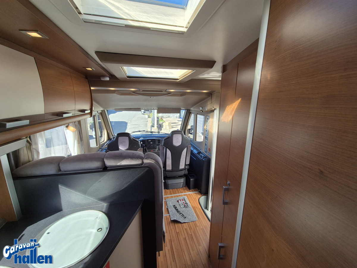 Knaus Sun Liner 700 LG, bild 30 av 32