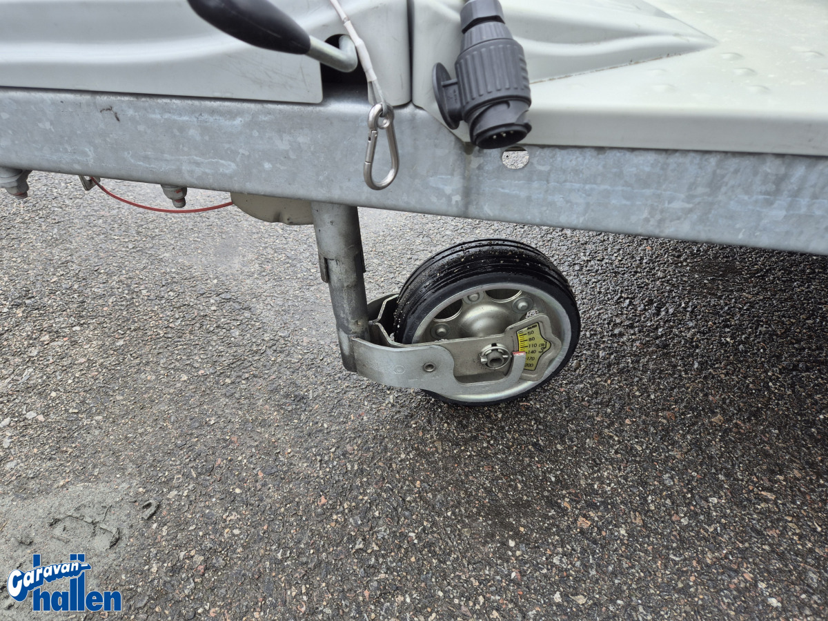 Adria Alpina 663 HT (Tandem/Mover/Hydrauliska stödben), bild 6 av 29