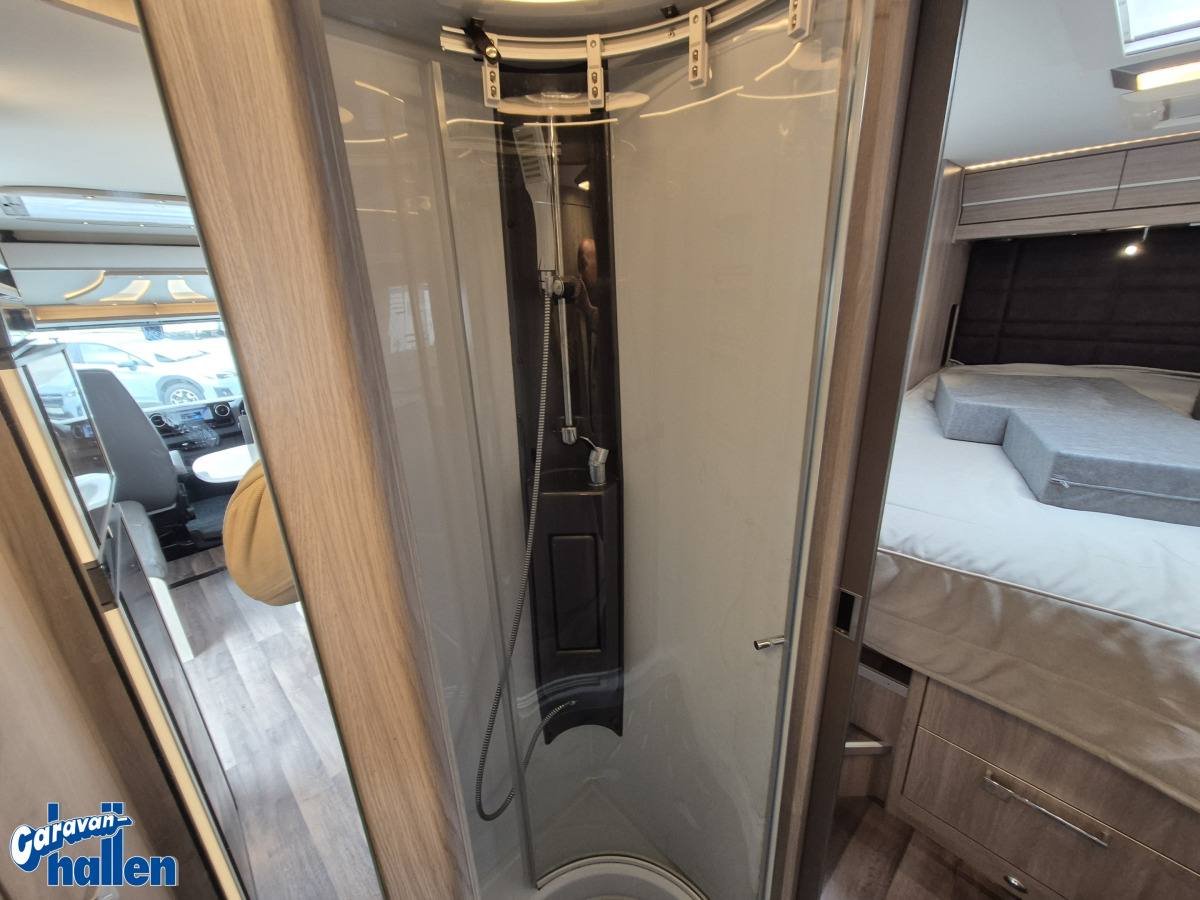 KABE Travelmaster Imperial 910 QB, bild 21 av 31