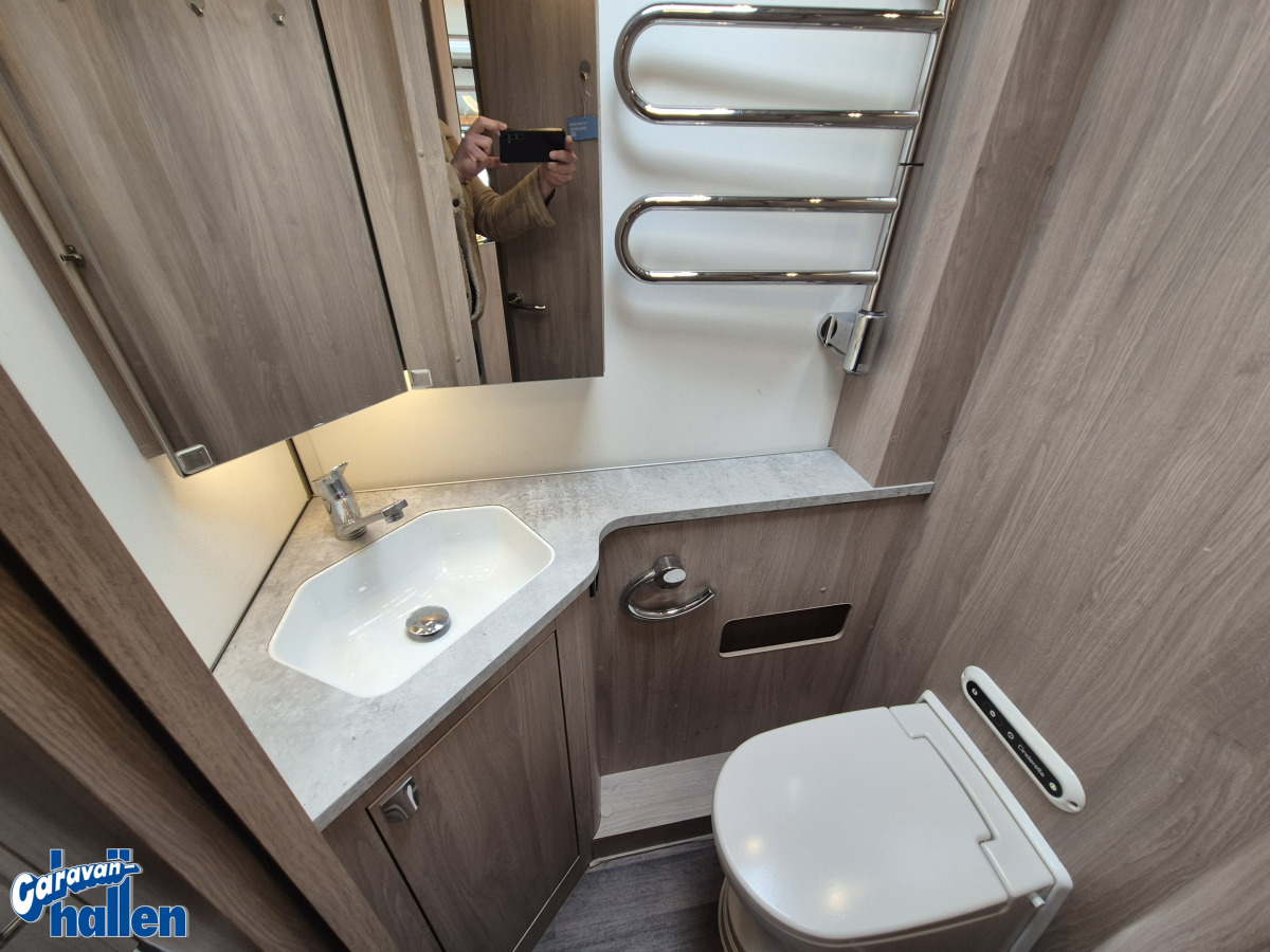 KABE Travelmaster Imperial 910 QB, bild 30 av 31