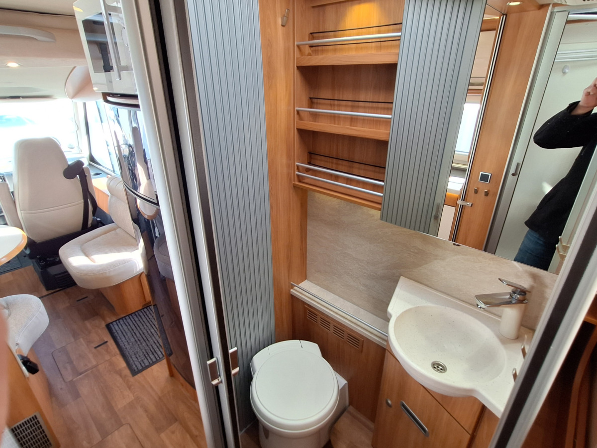 Hymer B 678 BIANCOLINE, bild 16 av 26