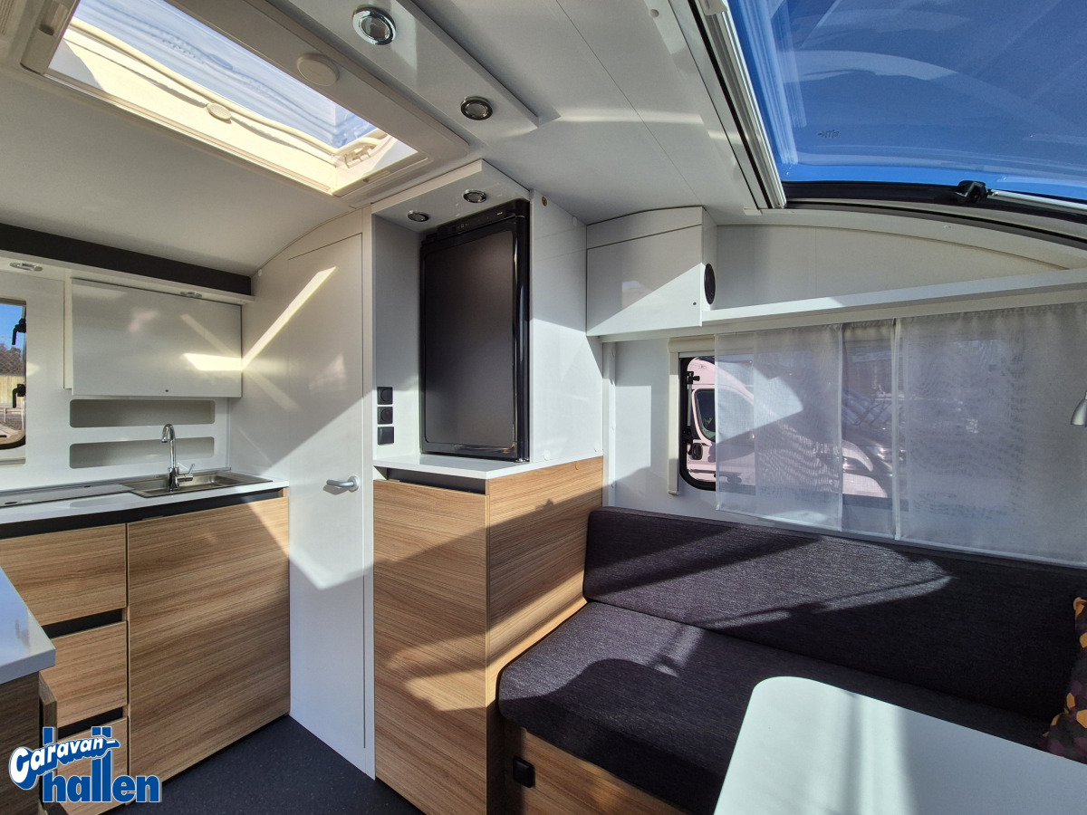 Adria Action 361 LH, bild 9 av 15