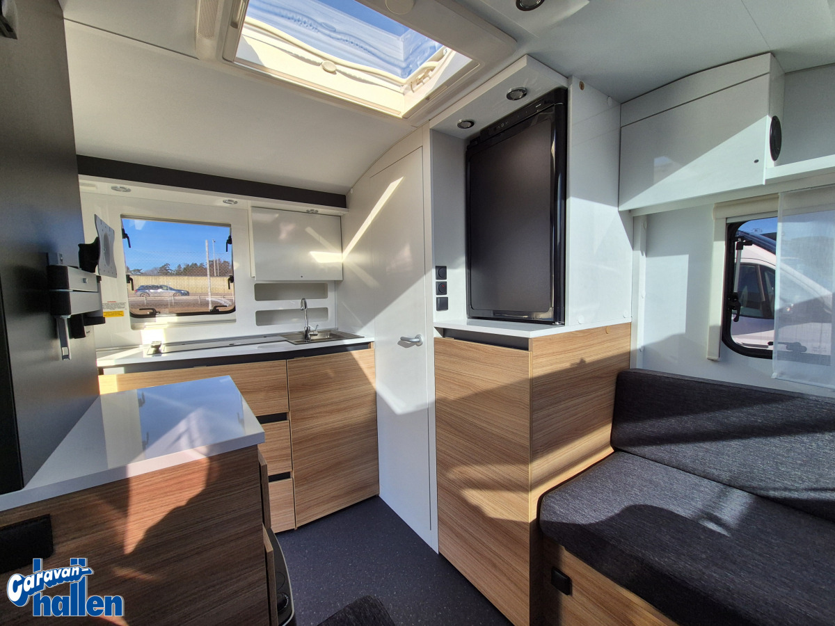 Adria Action 361 LH, bild 11 av 15