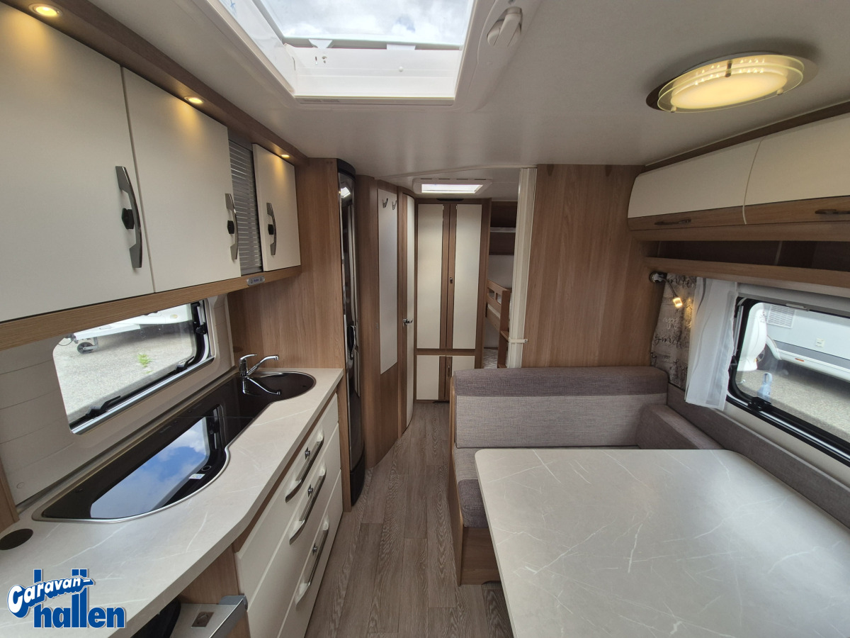 Hobby 545 KMF De Luxe, bild 10 av 18