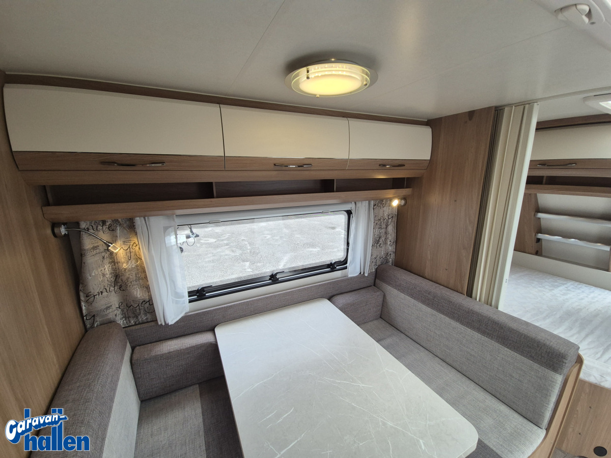 Hobby 545 KMF De Luxe, bild 15 av 18