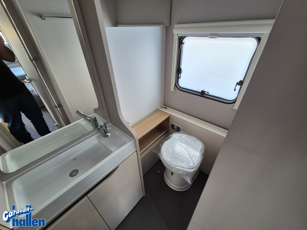 Adria Adora 613 HT, bild 19 av 23