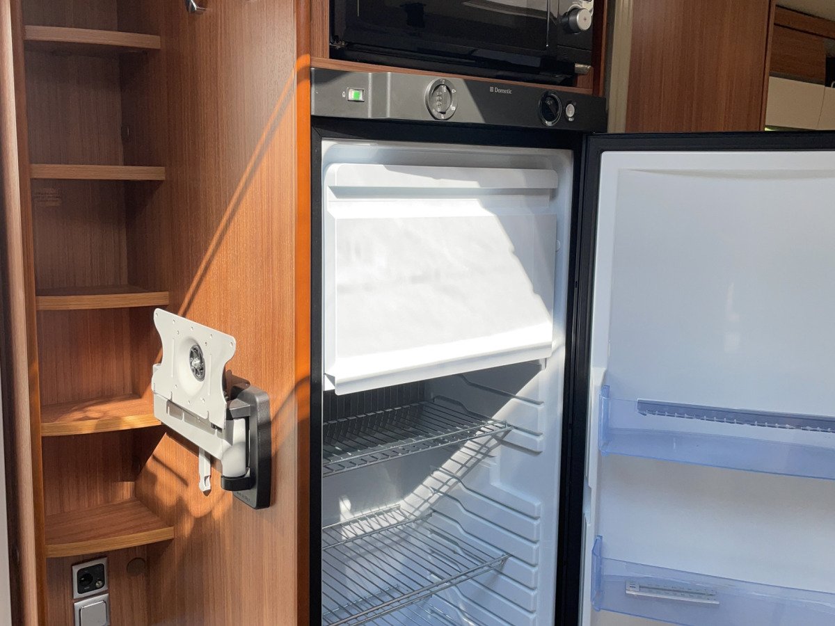 Adria ALPINA 663 UK, bild 9 av 17
