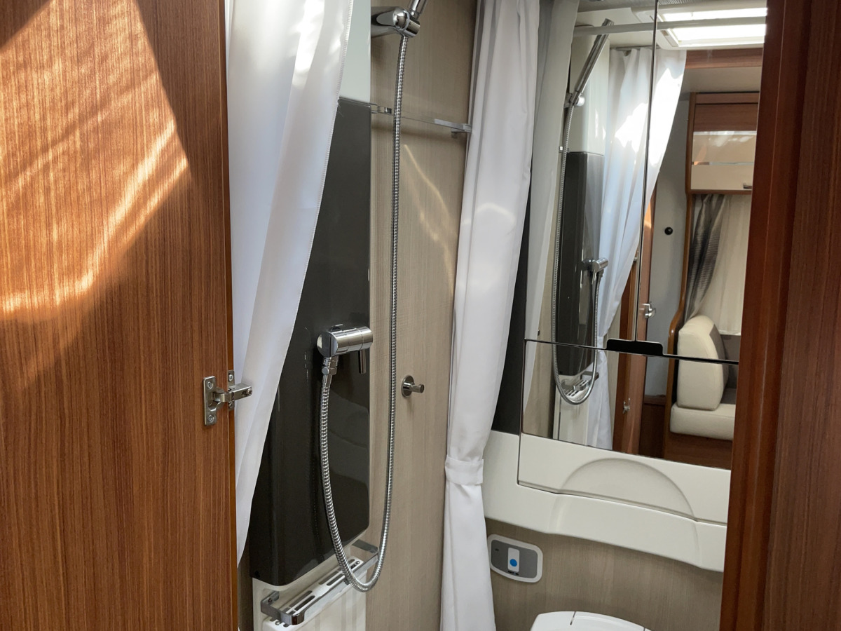 Adria ALPINA 663 UK, bild 12 av 17