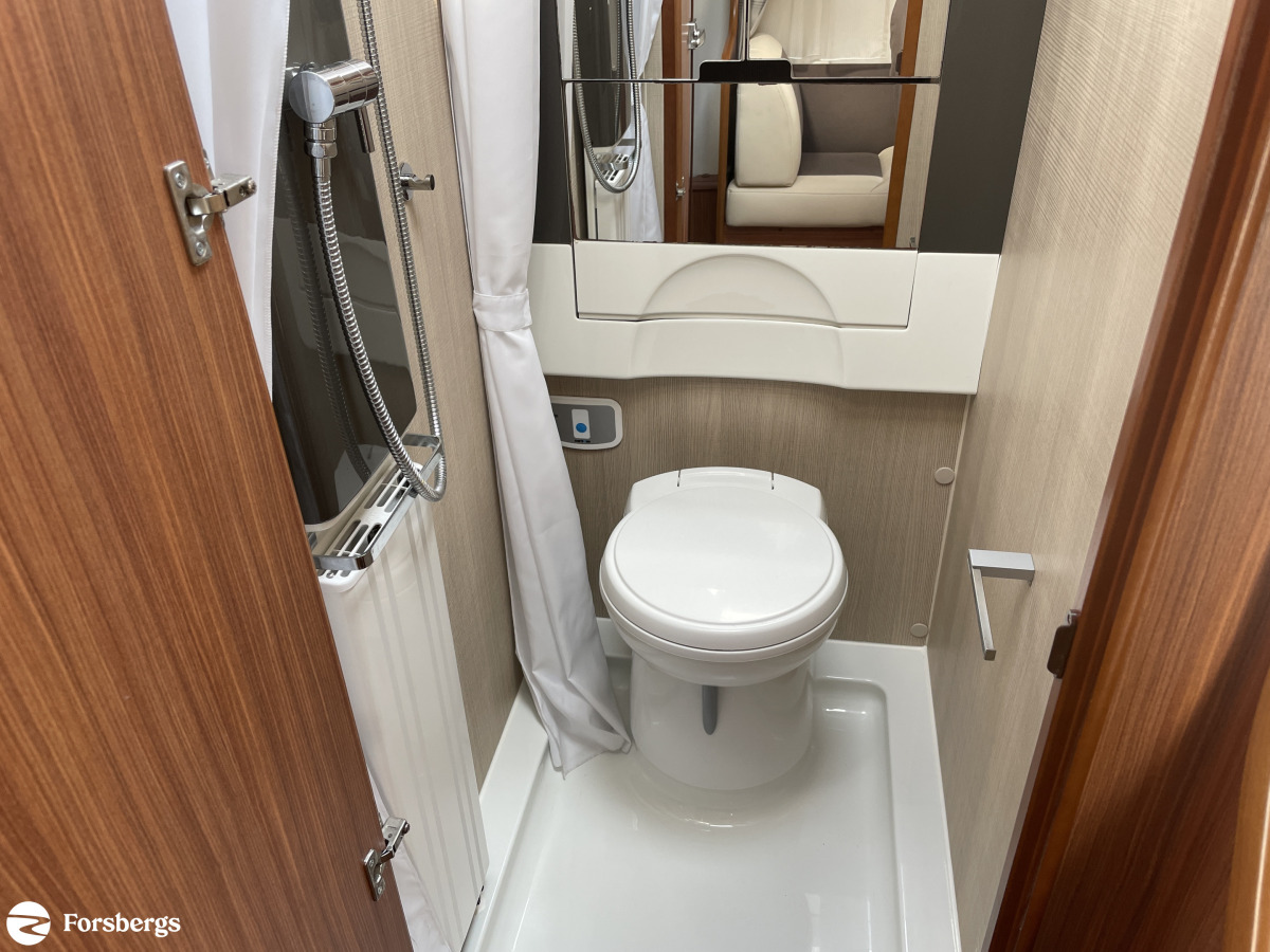 Adria ALPINA 663 UK, bild 13 av 17