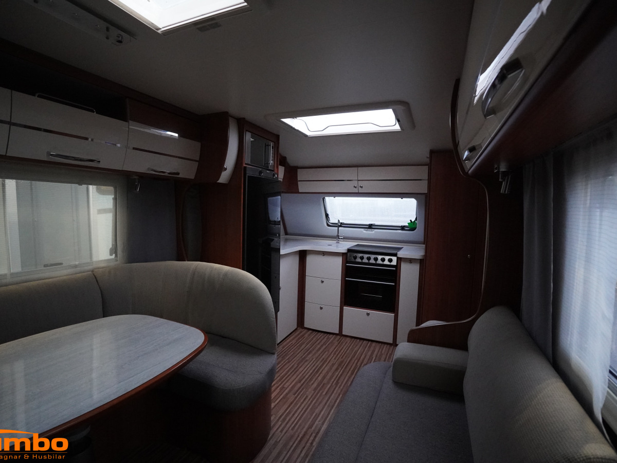 Adria ALPINA 743 HT Frontkök Alde Ugn, bild 5 av 20