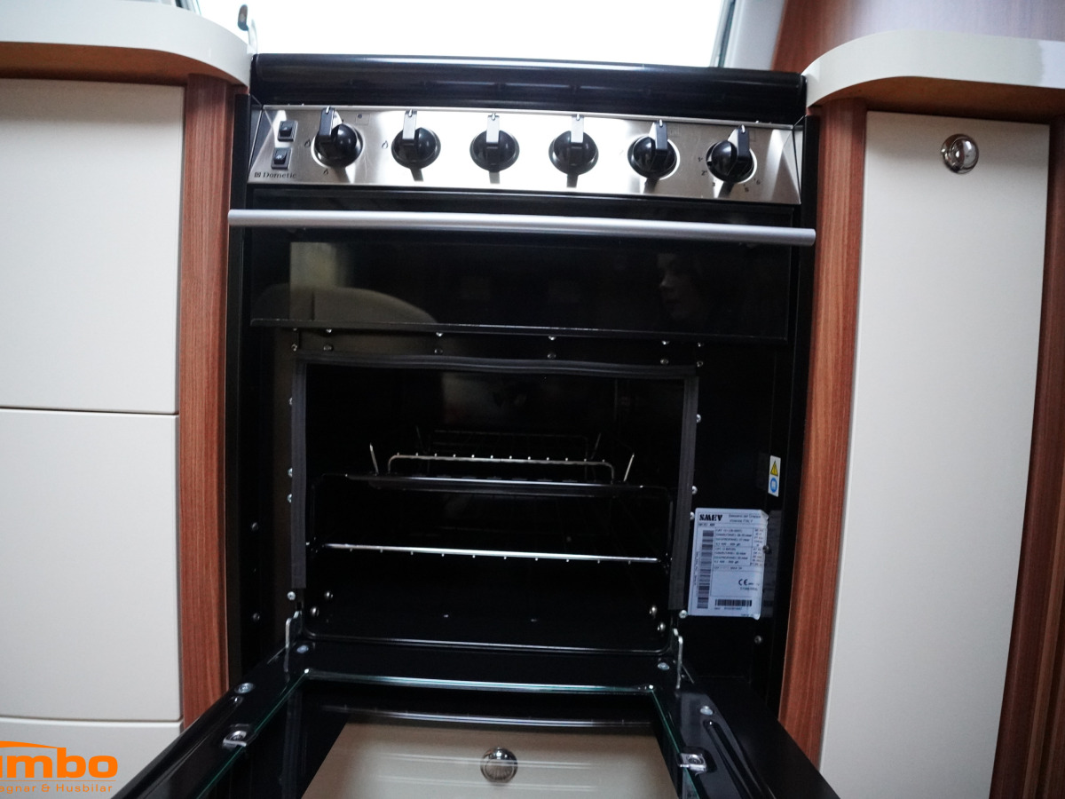 Adria ALPINA 743 HT Frontkök Alde Ugn, bild 10 av 20