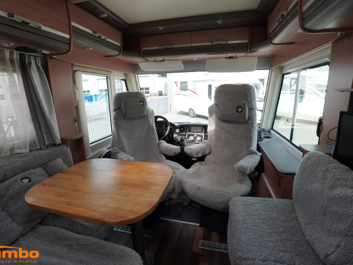 Knaus i700 Alde Lithiumbatteri, bild 3 av 19