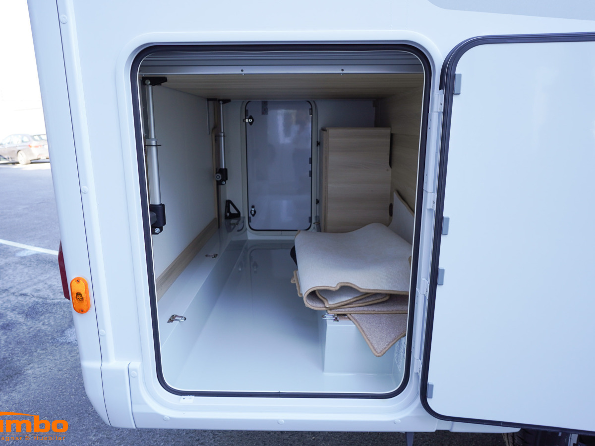 Itineo CM660 FIAT 140hk Automat Queenbed, bild 16 av 19