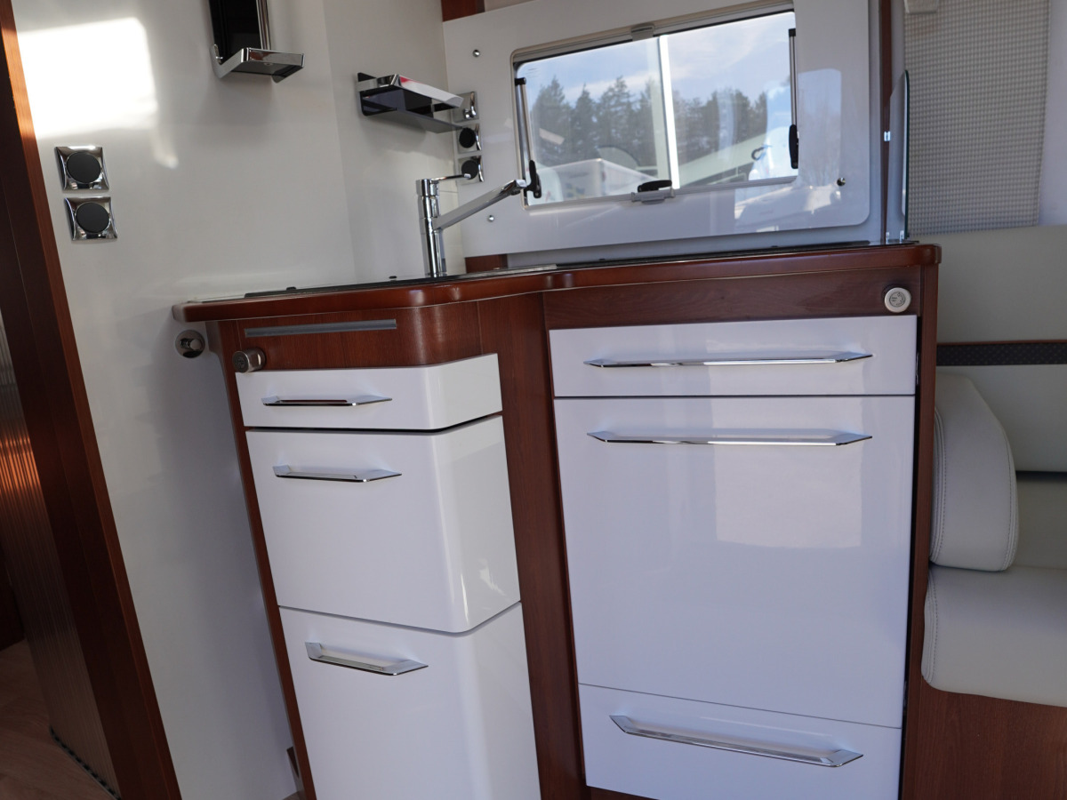 Rapido 8086 DF, Automat, 150hk, 4400kg, bild 7 av 20