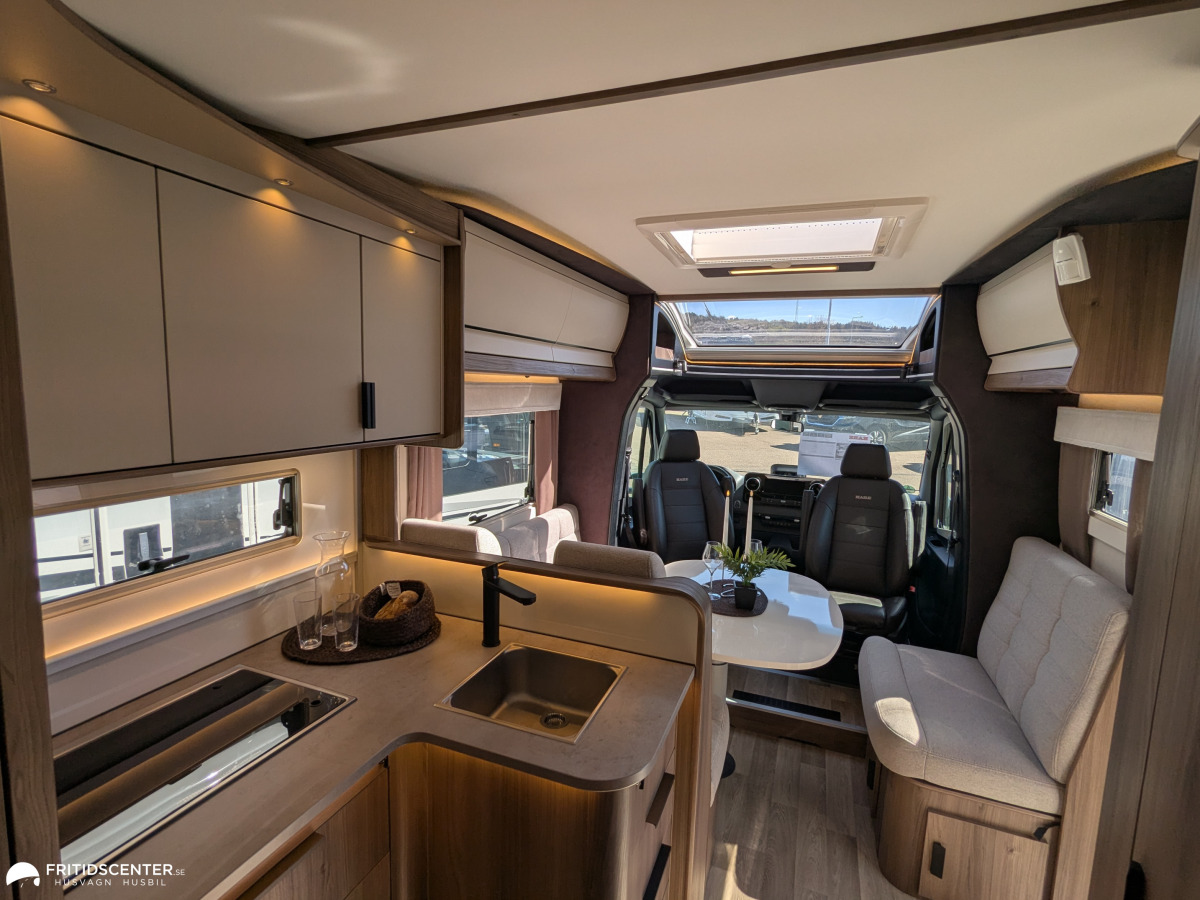 KABE Travel Master Novum 750 LXL *B-kort / Mercedes/ Åretrunt komfort, bild 3 av 25
