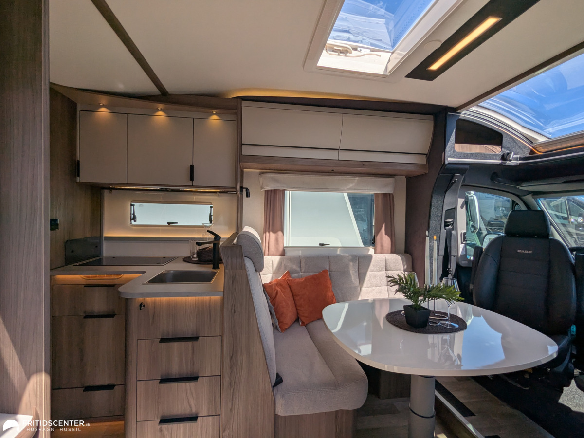 KABE Travel Master Novum 750 LXL *B-kort / Mercedes/ Åretrunt komfort, bild 9 av 25
