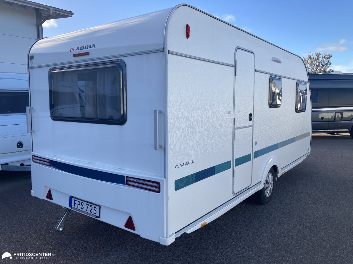 Adria AVIVA 492 LU *MOVER / Cykelställ / Solpanel*, bild 2 av 12