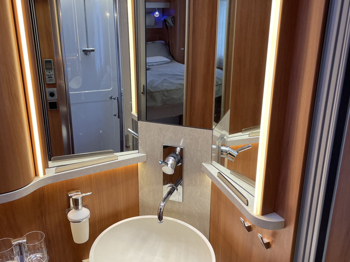 Hymer B798SL, bild 12 av 17