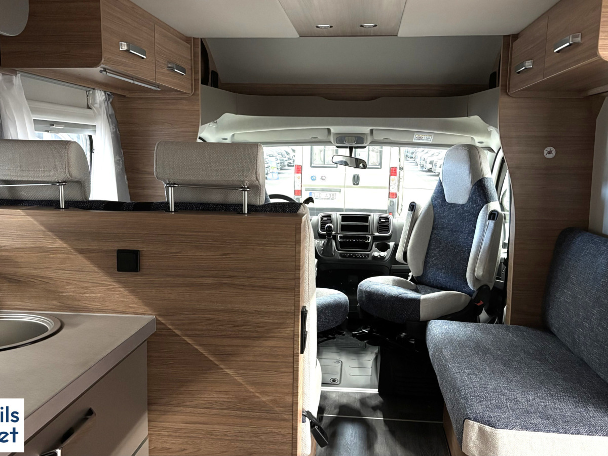 Weinsberg CaraSuite 650 MF/TAKSÄNG, bild 7 av 11