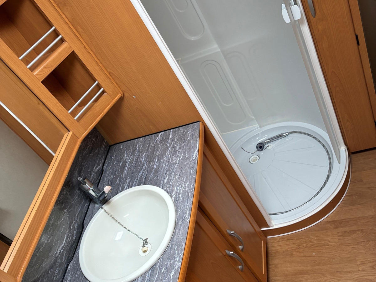 KABE SAFIR U TDL KS, bild 7 av 8