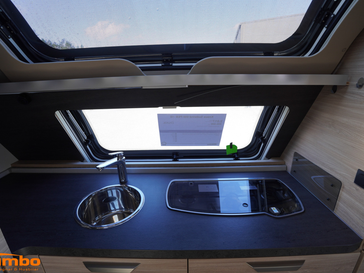 Knaus Sudwind 650 PEB, Långbäddar, bild 9 av 18