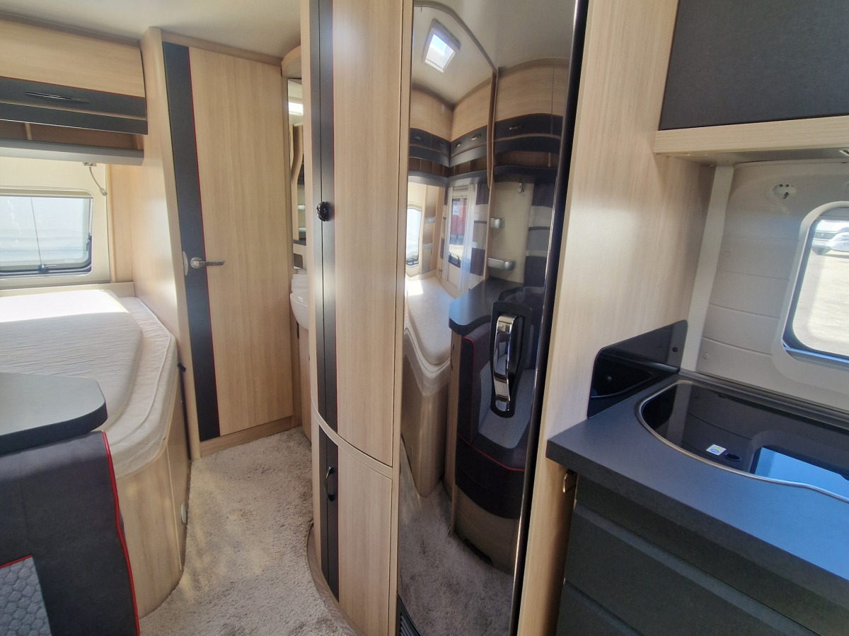 Hobby 650 KMFE DELUXE EDITION, bild 6 av 8