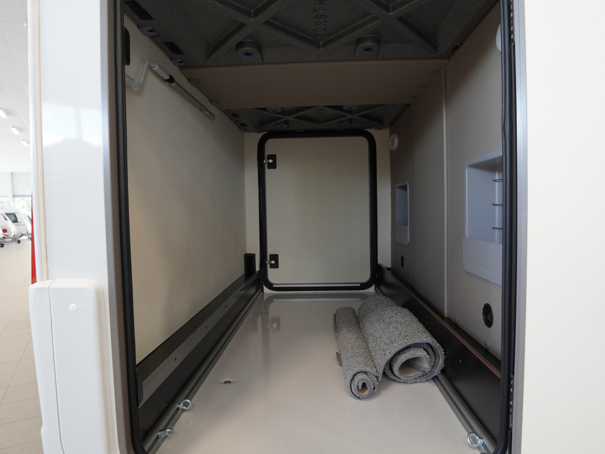 Bürstner Campeo TD 690 G Nordic Edition 140 hk Automat Dieselvärmare, bild 19 av 21