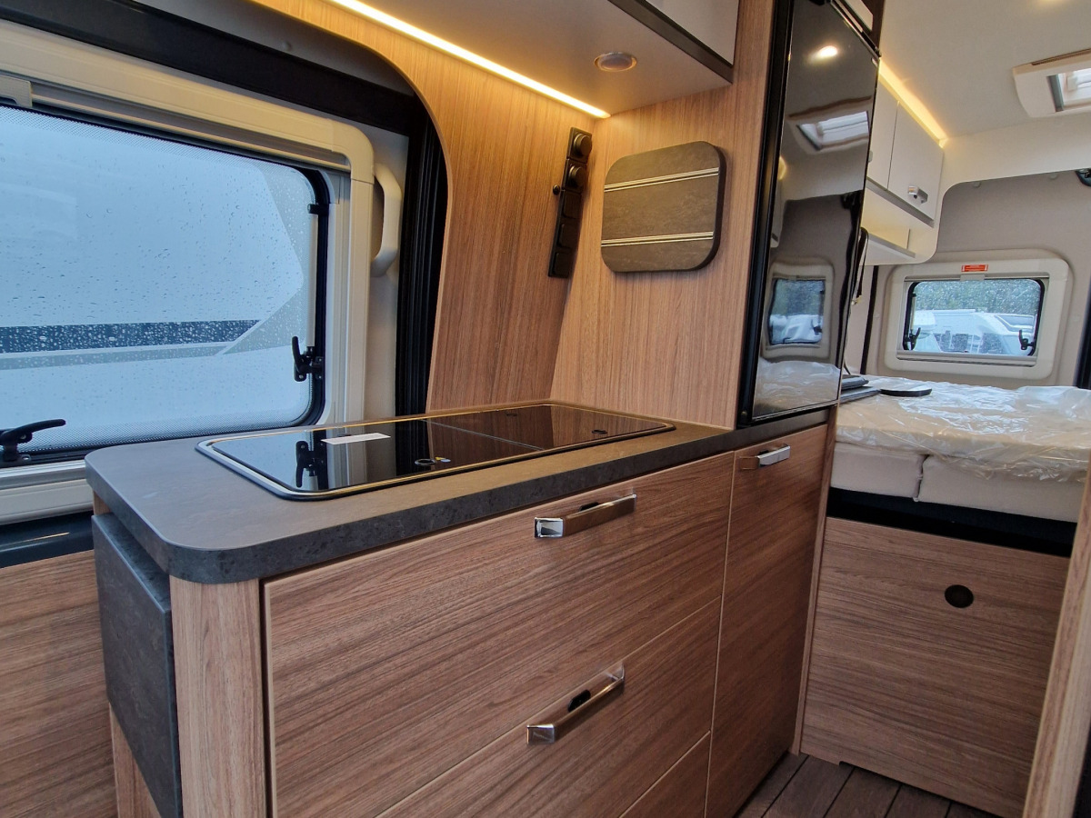 Weinsberg CaraBus EDITION [FIRE] 600 MQ //LAGERRENSNING//, bild 4 av 10