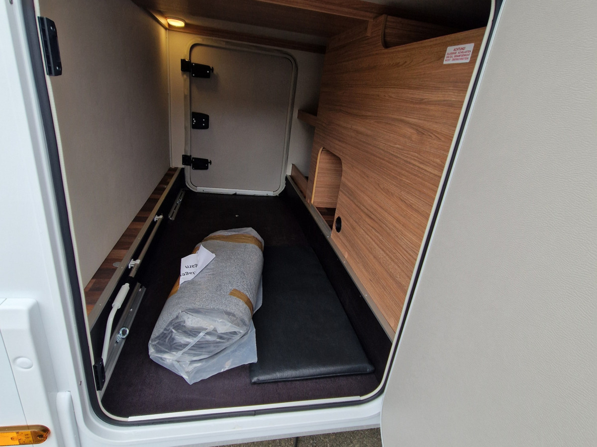 Weinsberg CaraCompact EDITION [PEPPER] 600 MEG //LAGERRENSNING//, bild 9 av 9